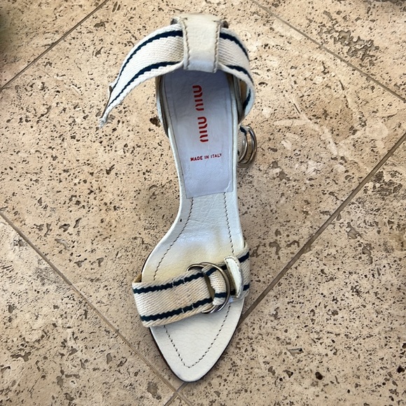 Miu Miu High Heels with Strap - Picture 3 of 4